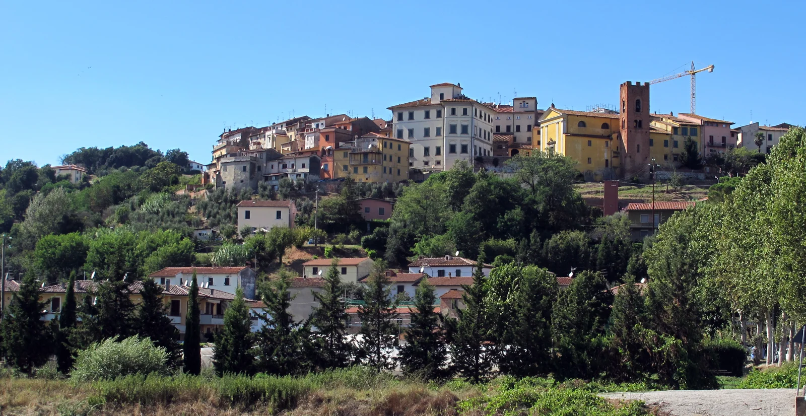 Veduta panoramica del borgo di Santa Maria a Monte